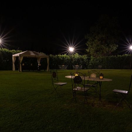 Agriturismo Il Sasso アンギアーリ エクステリア 写真