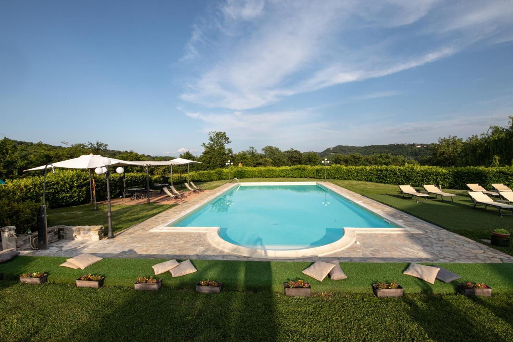Agriturismo Il Sasso アンギアーリ エクステリア 写真