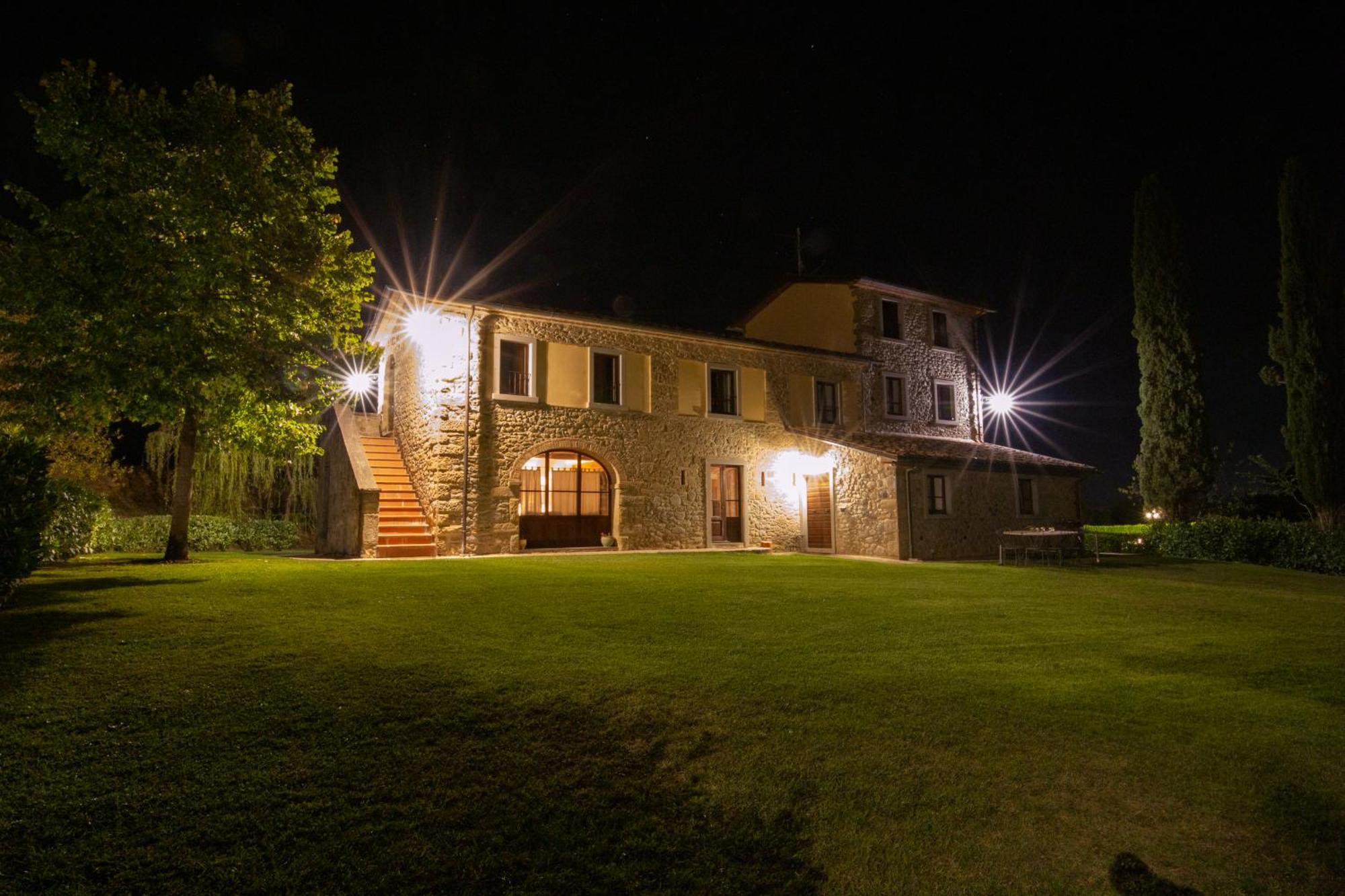 Agriturismo Il Sasso アンギアーリ エクステリア 写真