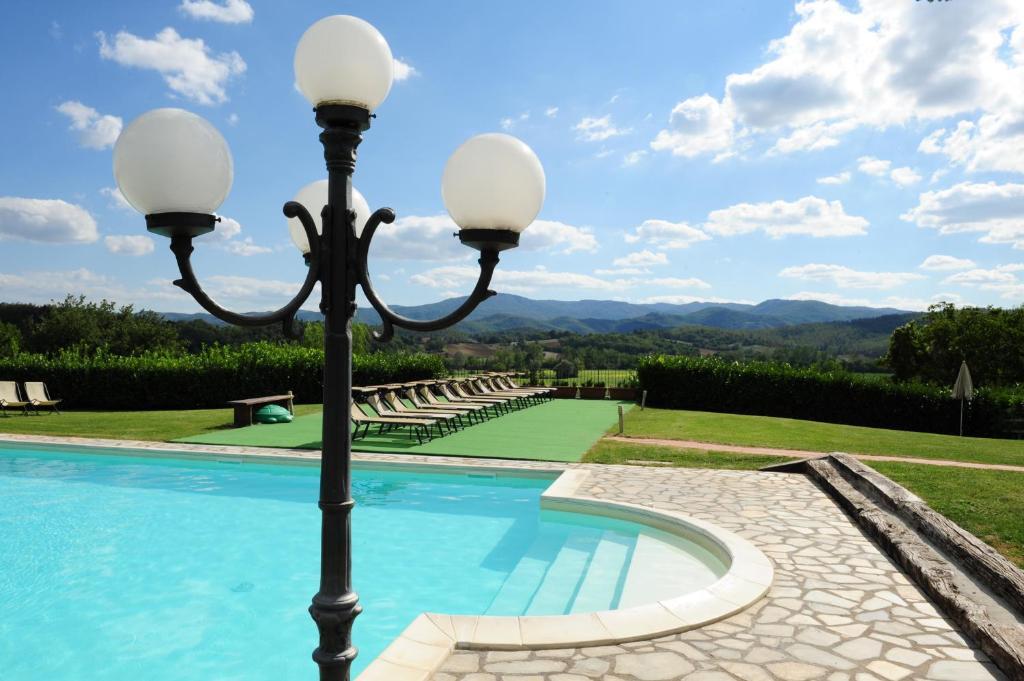 Agriturismo Il Sasso アンギアーリ エクステリア 写真